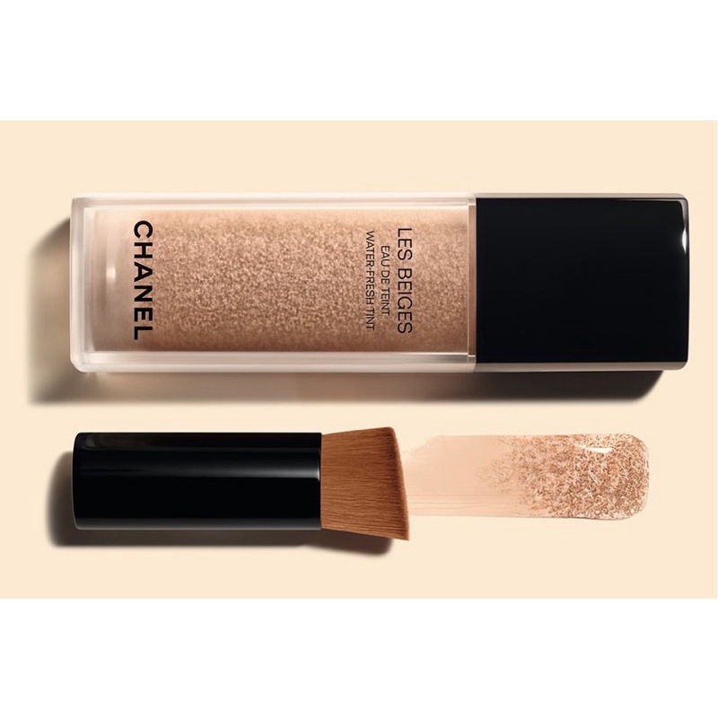 Kem nền tươi Chanel Les beiges Eau De Teint Tông 10 Light