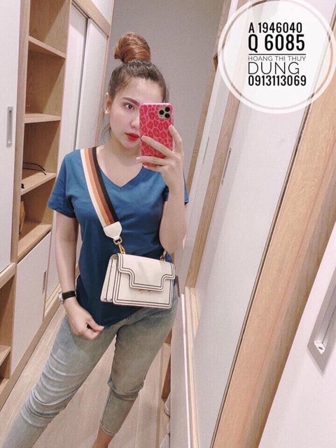 [Mã WASKT410K giảm 10K đơn 50K] Áo phông cổ tim 8 màu dành cho nữ | BigBuy360 - bigbuy360.vn