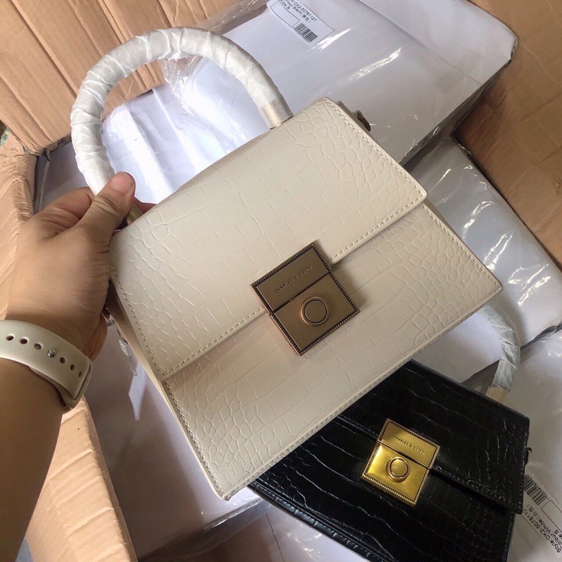 Túi quai xách đeo chéo Cnk tag vàng đồng