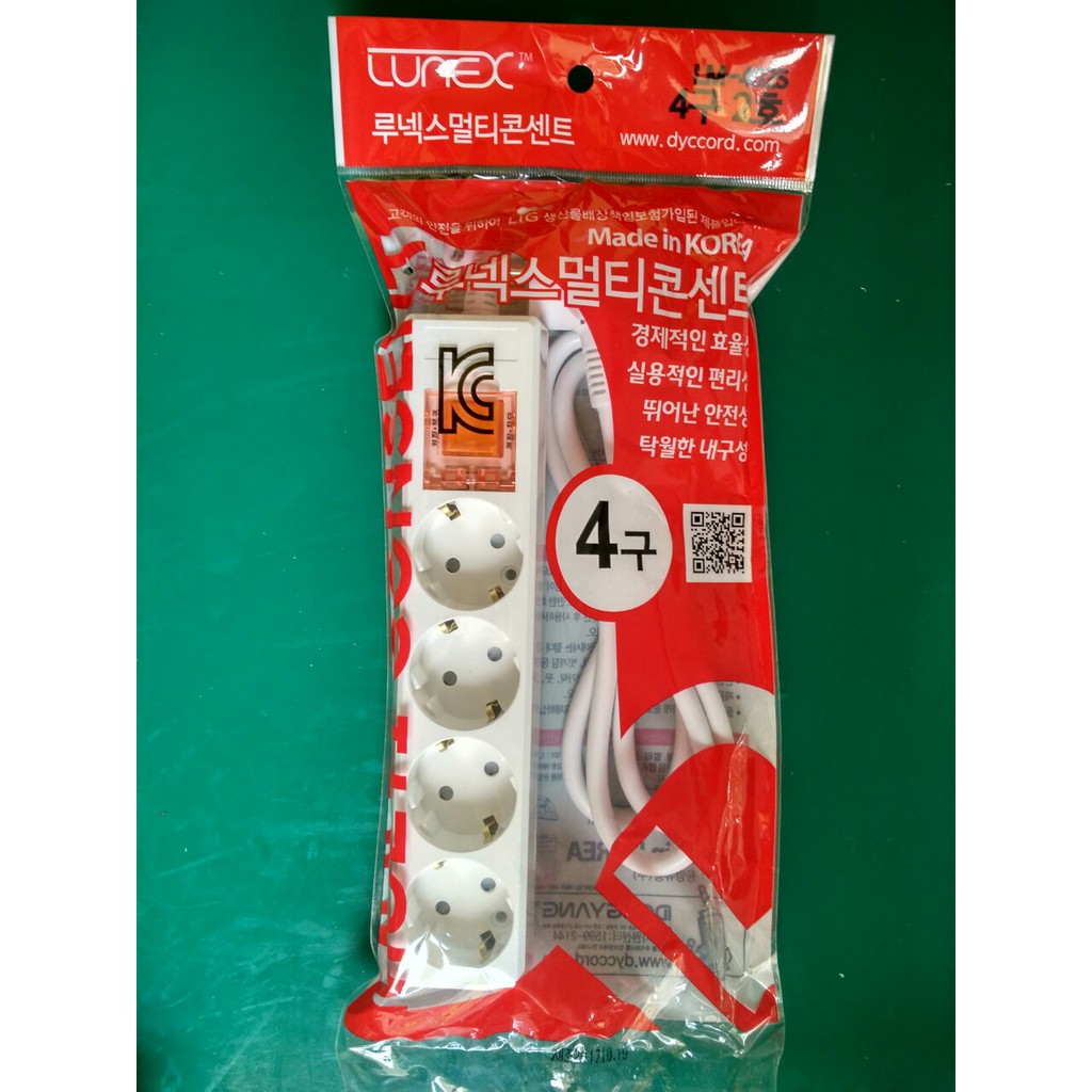ổ cắm hàn quốc dongyang 4 lỗ ,1công tắc (ổ cắm chìm hàn quốc), có dây tiếp địa