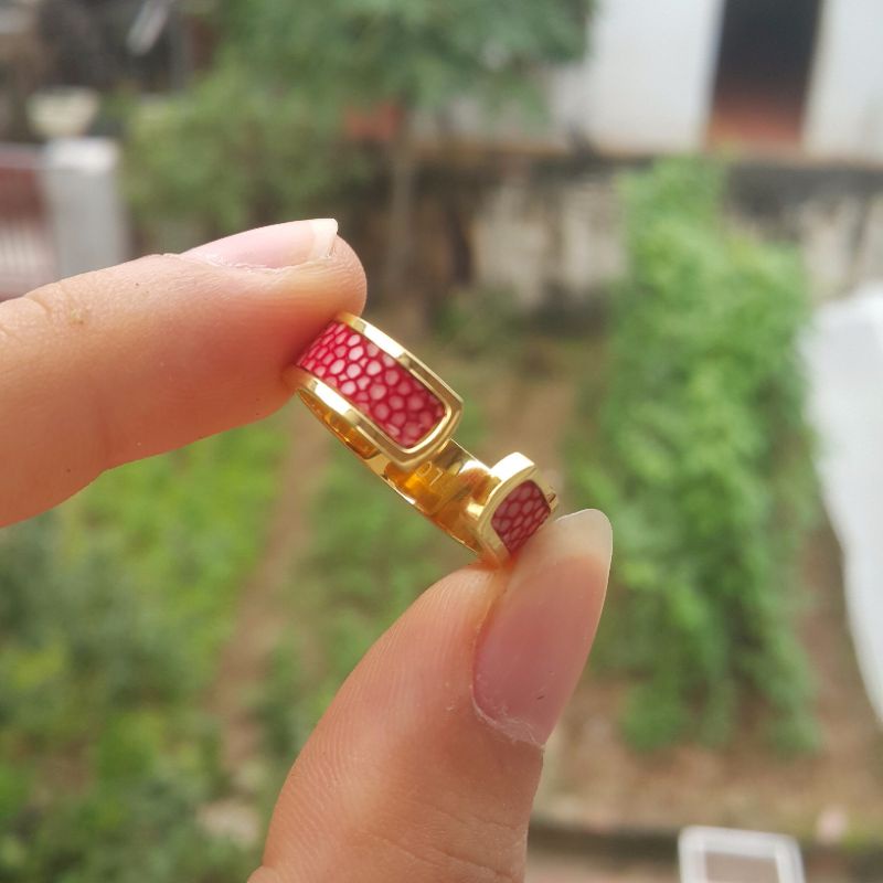 Nhẫn khảm da cá đuối