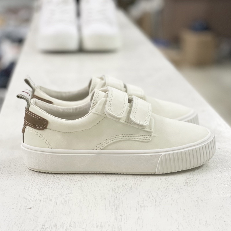 Giày Zara trẻ em xuất dư xịn cho bé trai bé gái size 29-32 có quai dính tiện lợi êm mềm nhẹ