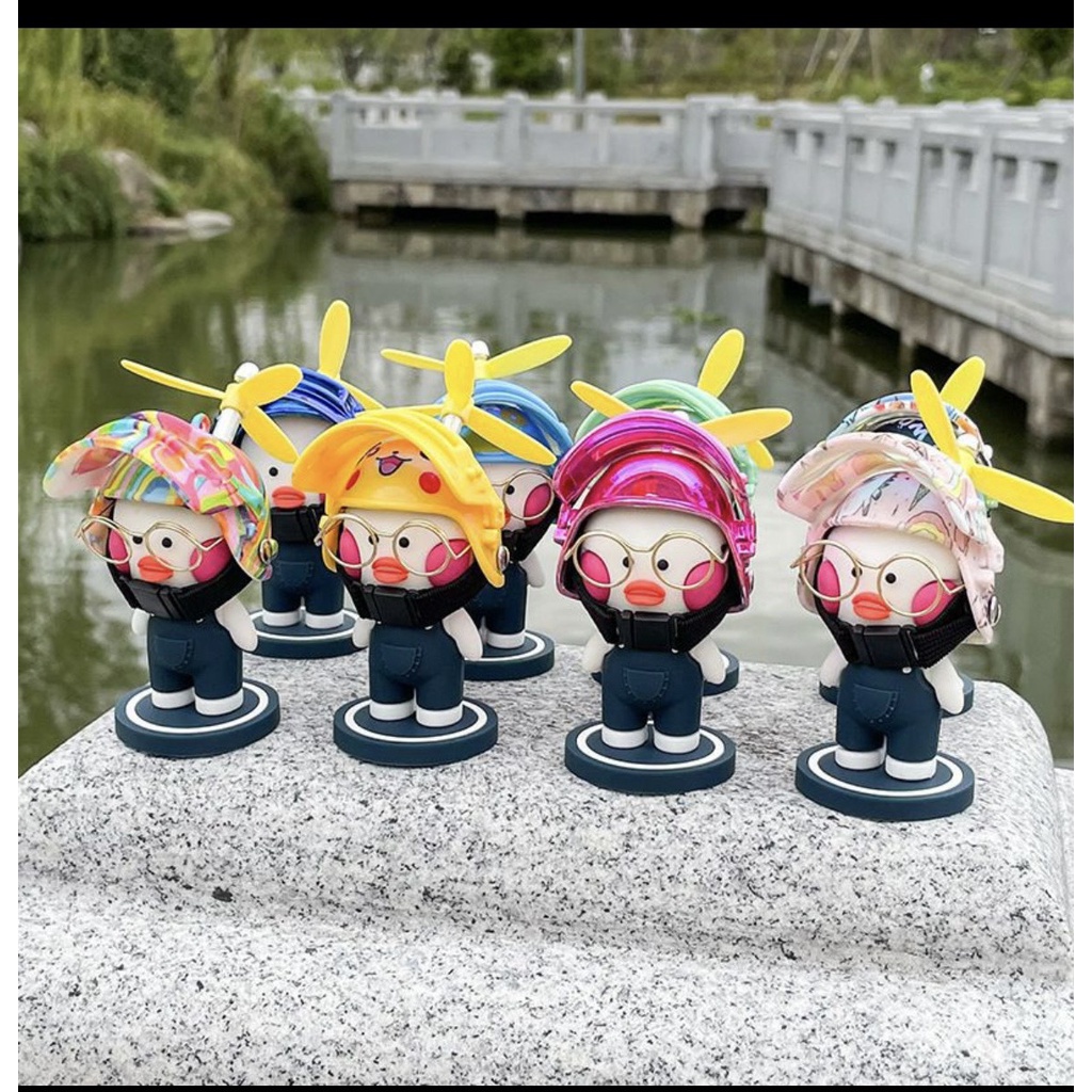 Phụ kiện đồ chơi Vịt Douyin gắn xe hơi , xe máy , trang trí để bàn dễ thương