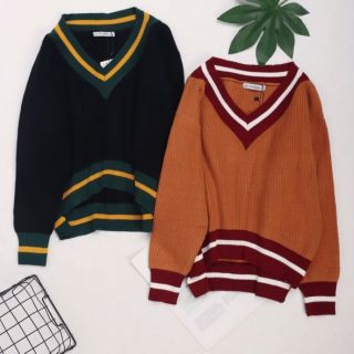 Áo len Bershka cổ tim