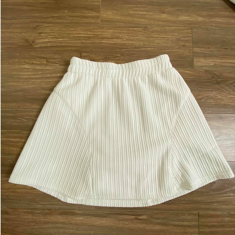 Chân Váy Chữ A Ngắn, Áo 2 Dây Kèm Khoác Crop Free Size Dưới 55kg | BigBuy360 - bigbuy360.vn