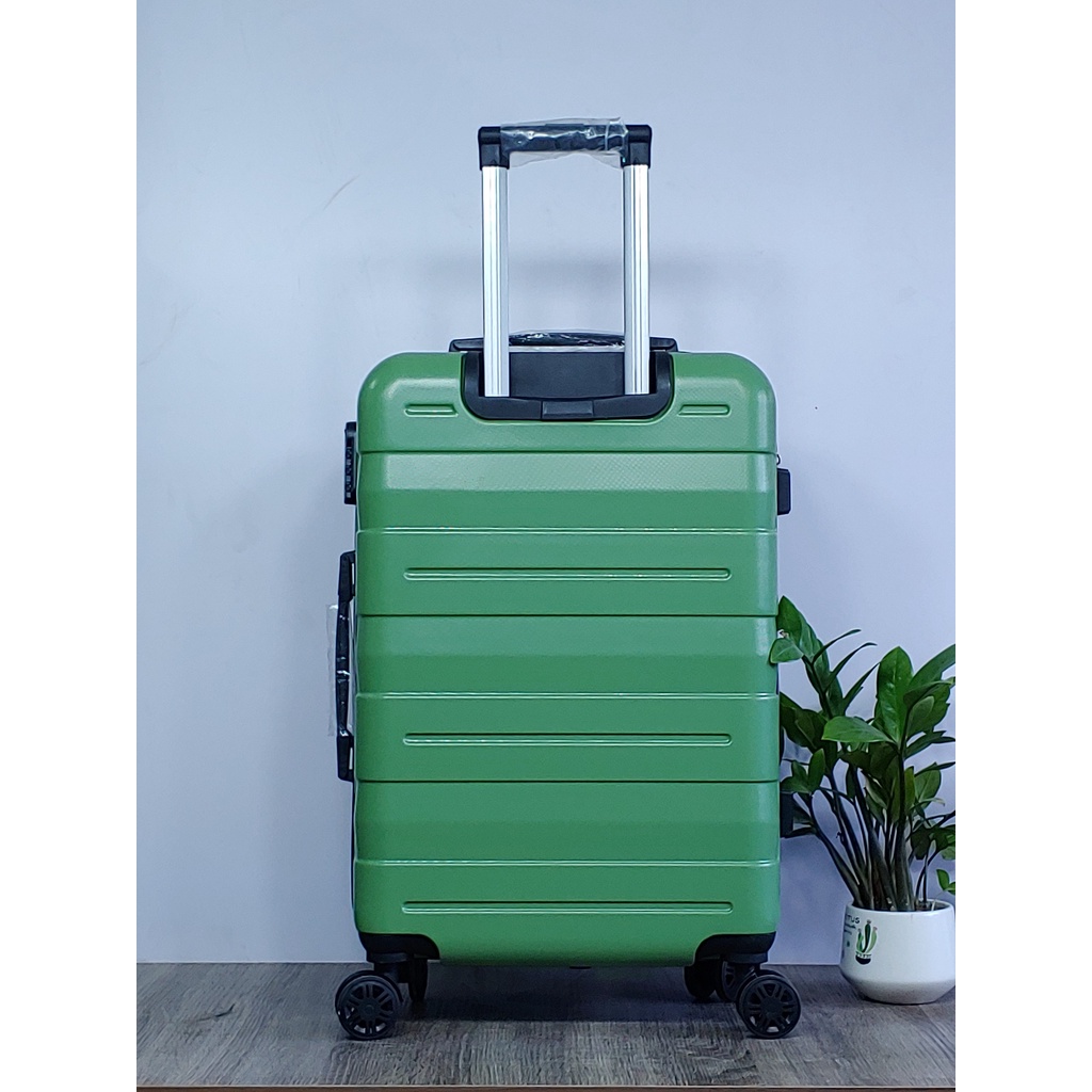 VALI C162-XLC-24, Nhựa dẻo ABS+PC chống va đập, SIZE 20,24 hàng chuẩn Việt Nam VINALUG