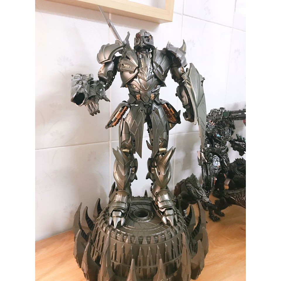 Mô hình UNIQUE TOYS UT R03 DRAGOON Megatron The Last Knight