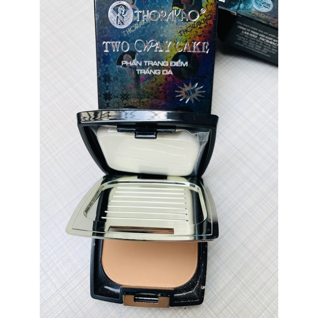 1 HỘP PHẤN TRANG ĐIỂM TRẮNG DA THORAKAO TWO WAY CAKE 9G