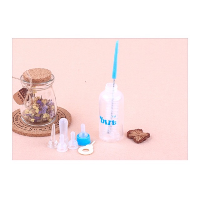 Bình sữa dành cho cún mèo con kèm dụng cụ vệ sinh bình 🥛