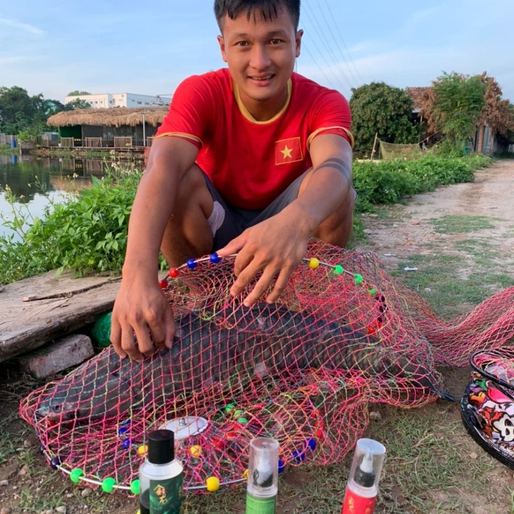 Mồi câu cá trắm cỏ Kim Long, mồi câu cá trắm đen kim long, hương liệu câu cá trắm cỏ kim long- Vietnam Fishing