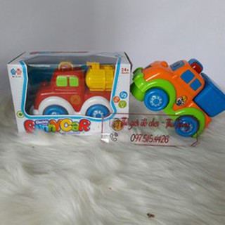 Xe ô tô chạy pin cho bé