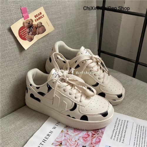 Giày sneaker nữ bò sữa thời trang thể thao đẹp đế bằng độn af1 hot trend 2021