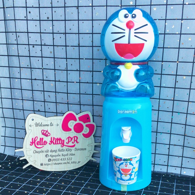 [TẶNG QUÀ] BÌNH NƯỚC 2000ML DORAEMON