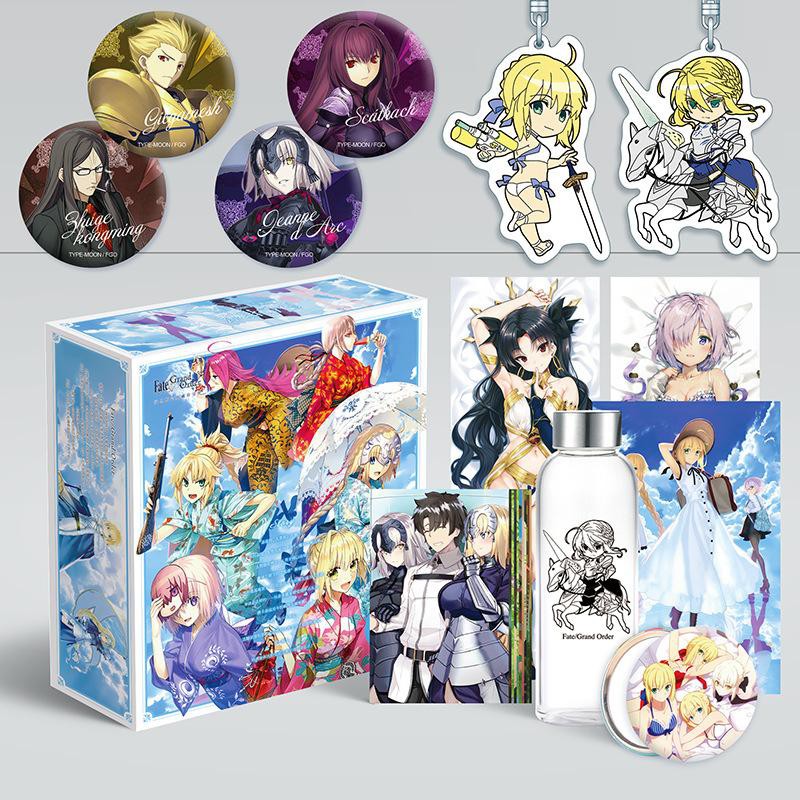 (200) Hộp Quà tặng anime Fate grand order hộp to có bình nước, ảnh dán, vòng tay, ảnh thẻ, postcard anime chibi