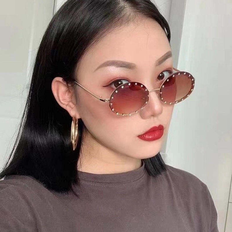 Kính Mát Gọng Oval Đính Đá Thời Trang Dành Cho Nữ