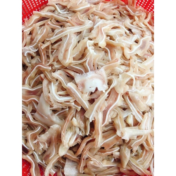 TAI HEO NGÂM CHUA NGOT