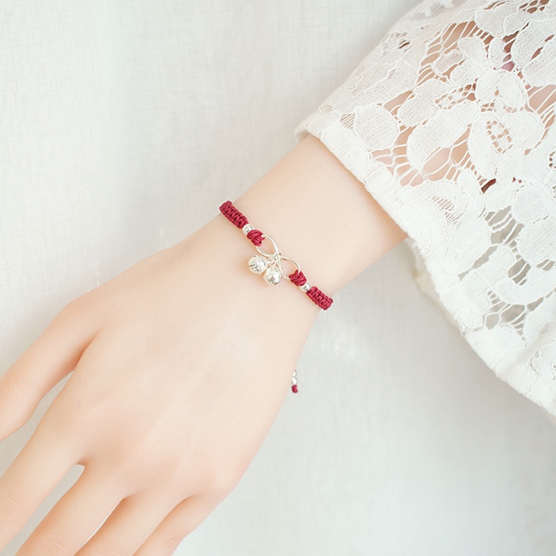 Vòng đeo tay dệt ruy băng đỏ Vòng đeo tay chuông chuông thời trang tinh tế đơn giản và thanh lịch vòng đeo tay nữ