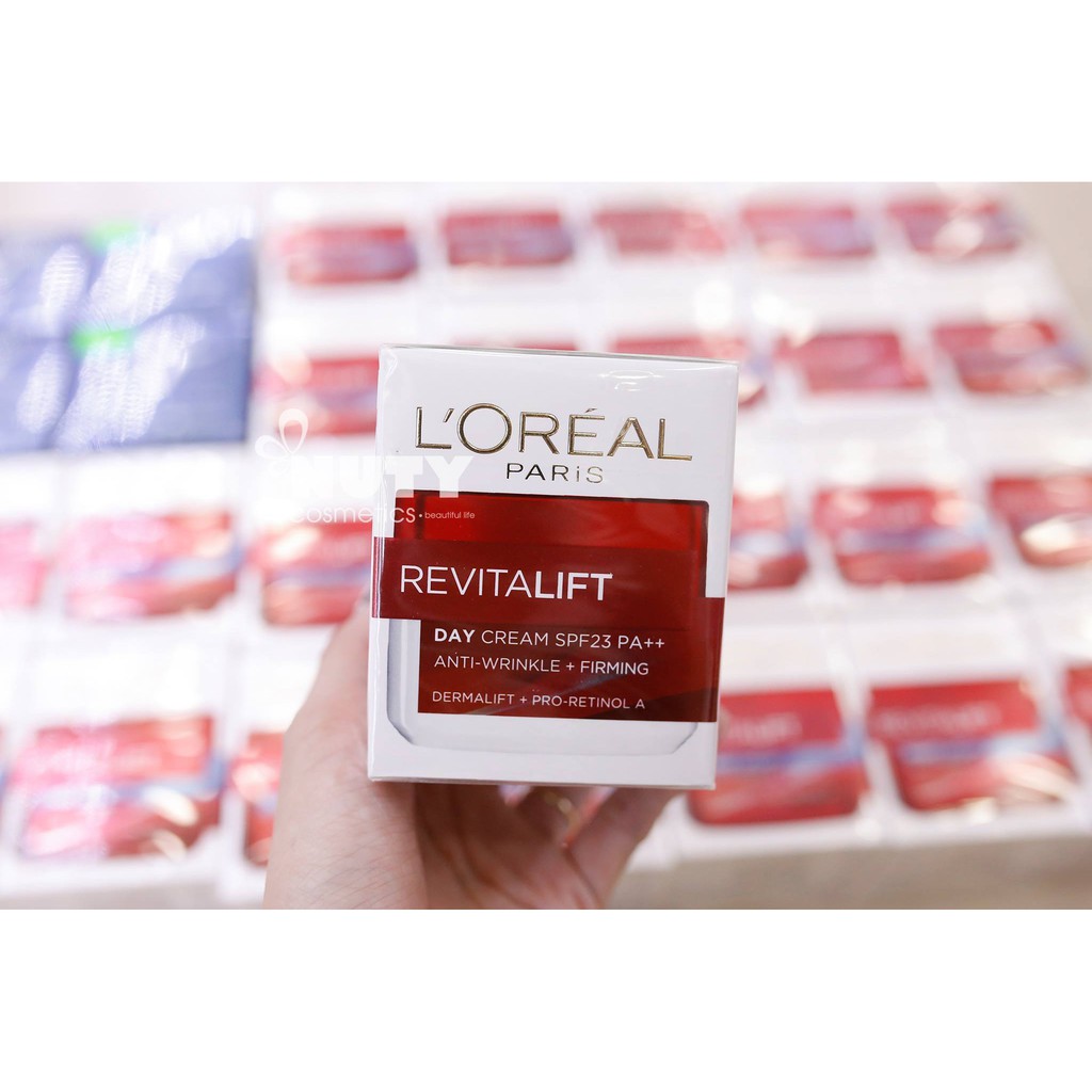 Kem dưỡng da tươi trẻ ban ngày chống lão hóa L'ORÉAL Revitalift Day SPF35 PA++ 50ml - Pháp Chính Hãng