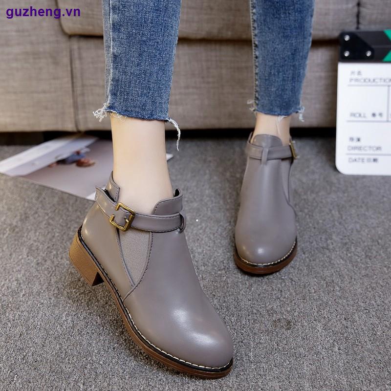 Giày bốt cổ thấp đế dày thời trang thu đông Hàn Quốc thiết kế mới sành điệu cho nữ | BigBuy360 - bigbuy360.vn