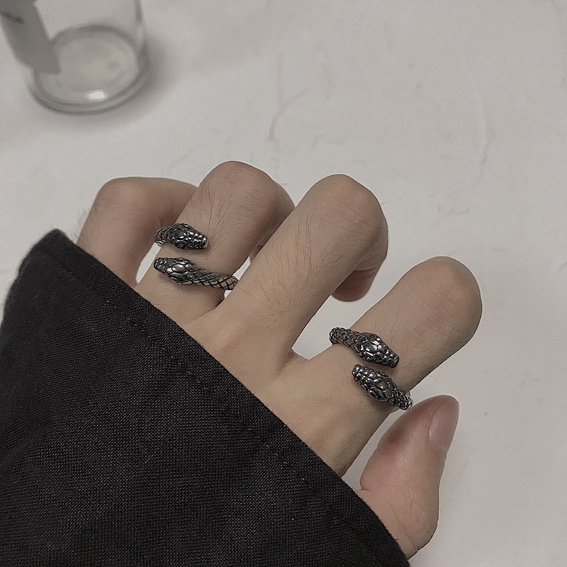 Nhẫn thiết kế hình con rắn phong cách hiphop đường phố cá tính