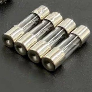 50 Chiếc  cầu chì ống thủy tinh 5x20/ 250V Loại Tốt