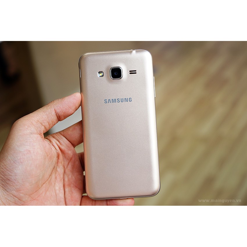 Điện thoại Samsung Galaxy J3