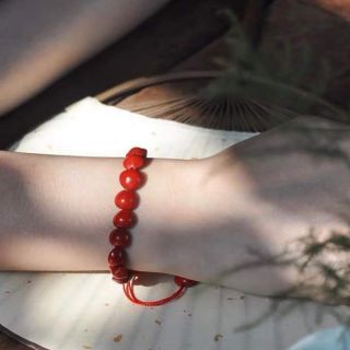 Vòng tay hồng đậu (vòng tương tư)