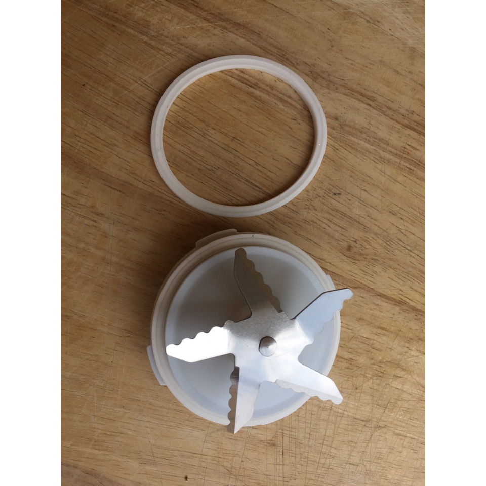 Phụ kiện máy xay Philips- Dao PHILIPS HR2001 kèm ron hàng chính hãng