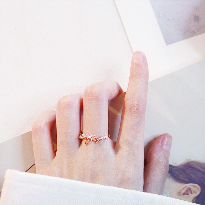 Japan and South Korea petals diamond ring girls B686