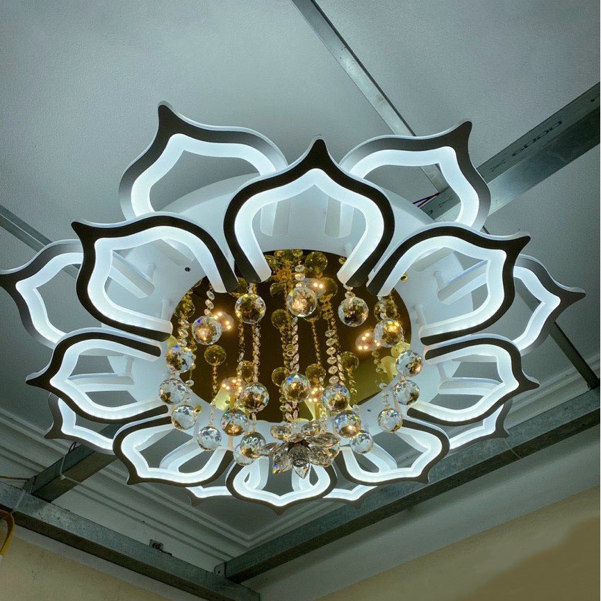 Đèn trần SOULD pha lê đẹp mắt với ba chế độ ánh sáng LED đẳng cấp trang trí nội thất hiện đại