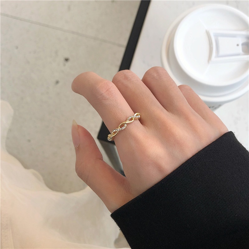 Nhẫn nữ đính đá hình xoắn ốc ngón trỏ đơn giản cocochang Shop