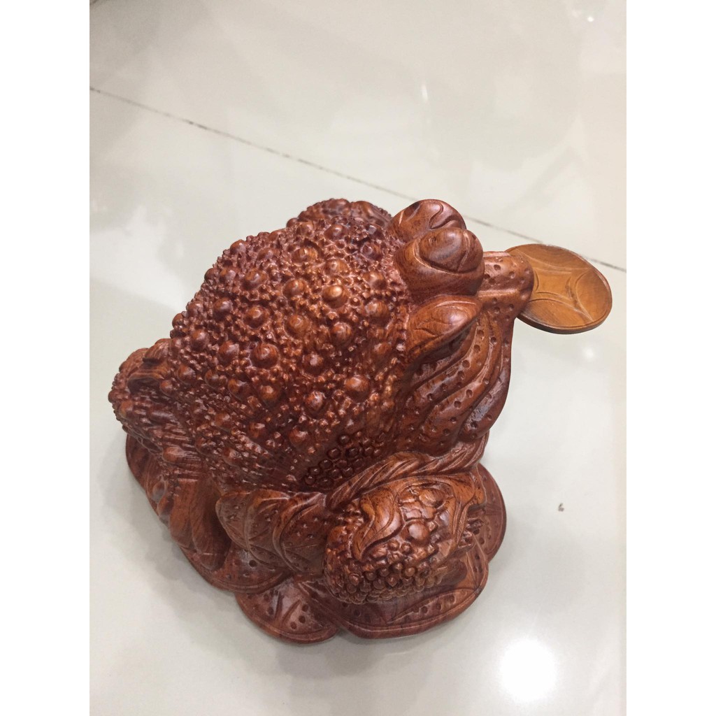 Cóc ngầm đồng tiền , gỗ hương, kích thước cao 11cm x ngang 16 x sâu 16cm, thích hợp để trang thần tài