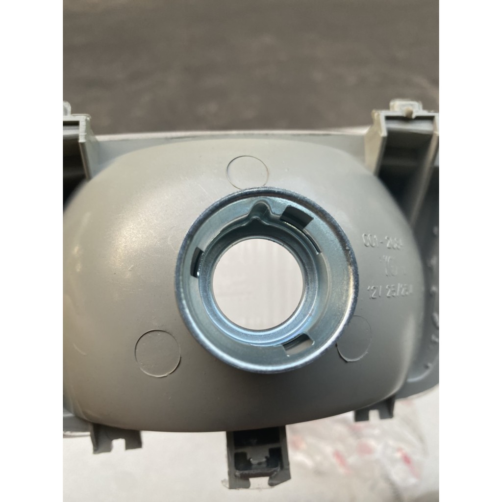 CHOÁ ĐÈN PHA XE DREAM LÙN