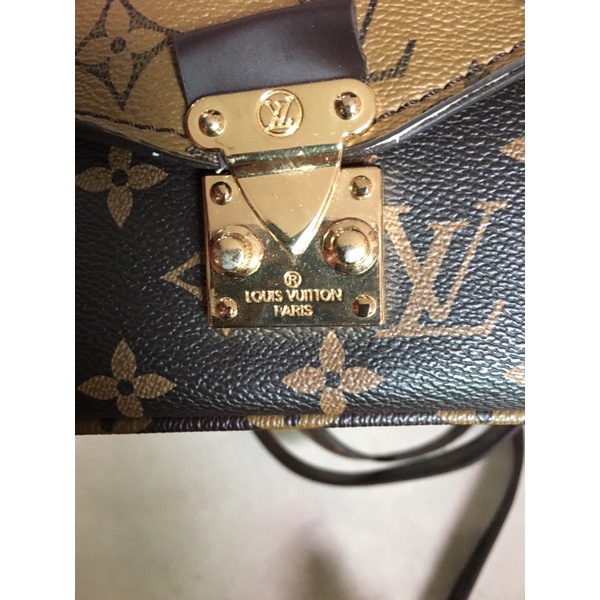 Túi si hiệu y hình