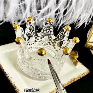 Kệ gác bút cọ gạt tàn