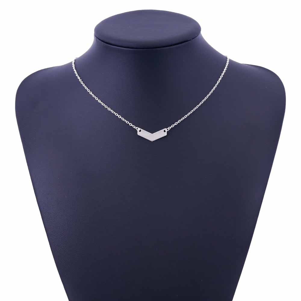 Dây Chuyền Nữ Mặt Chữ V Đính Tua Rua
