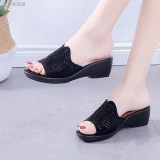 Dép đế dày thời trang cho phụ nữ trung niên