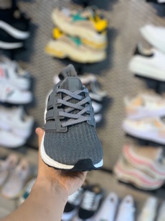 (Video cận cảnh) Giày thể thao sneaker ultra boost 4.0 rêu