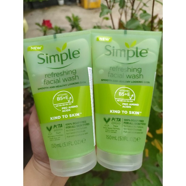 [Chính hãng] Sữa rửa mặt Simple giúp da sạch thoáng & không chứa xà phòng 150ml