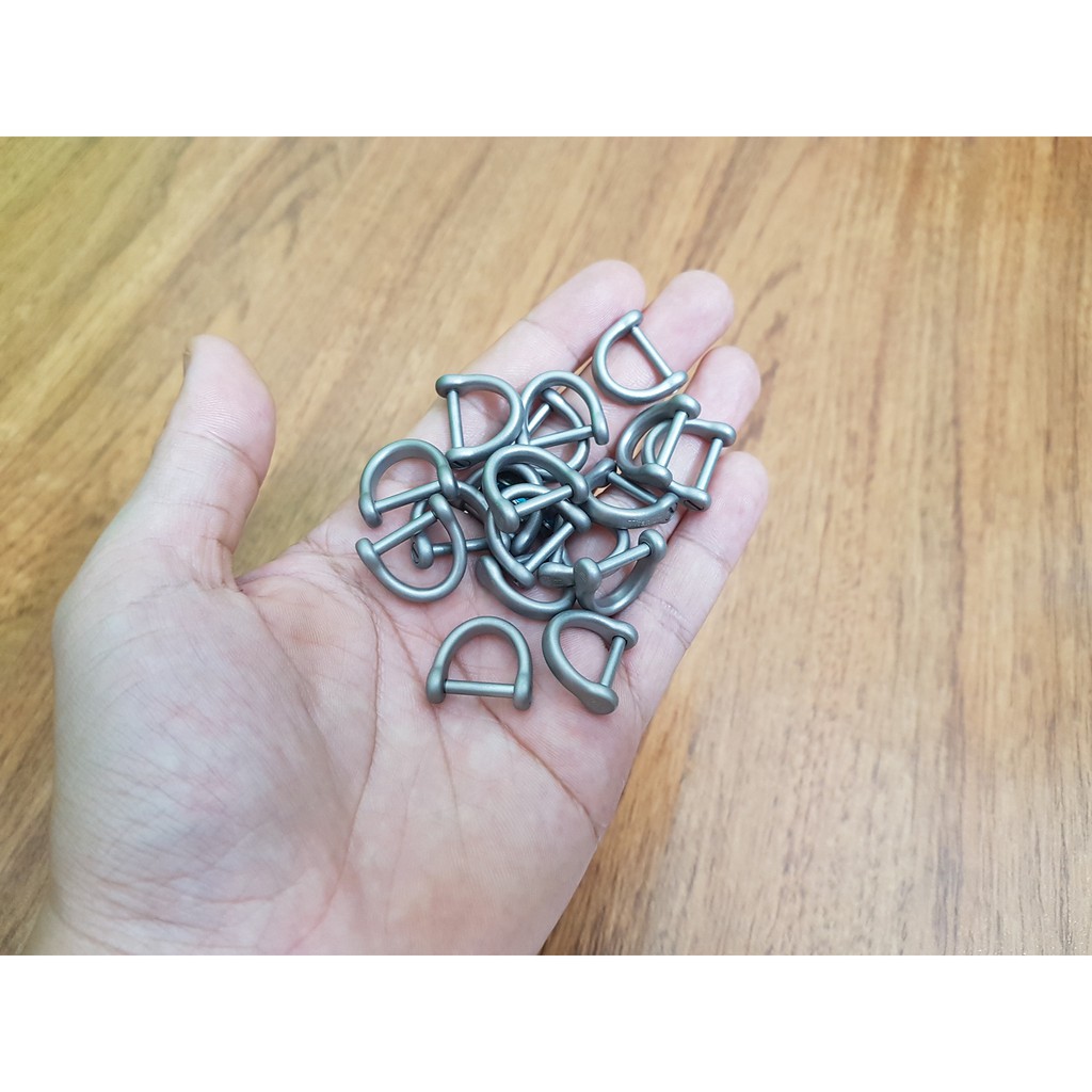 Móng ngựa (ma ní) titanium size nhỏ