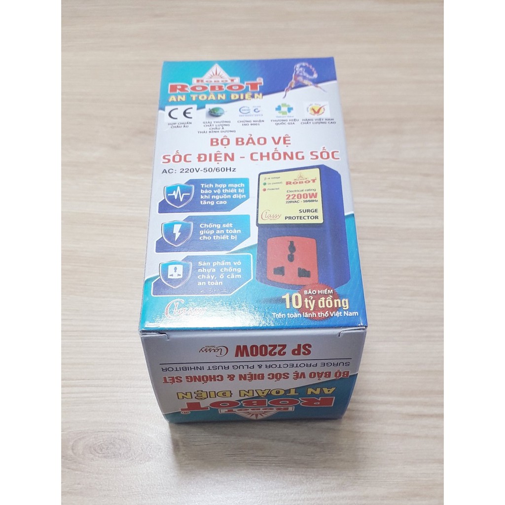 BỘ Ổ CẮM ROBOT SP2200 BẢO VỆ SỐC ĐIỆN VÀ CHỐNG SÉT CHO THIẾT BỊ ĐIỆN  CLASSY SERIES