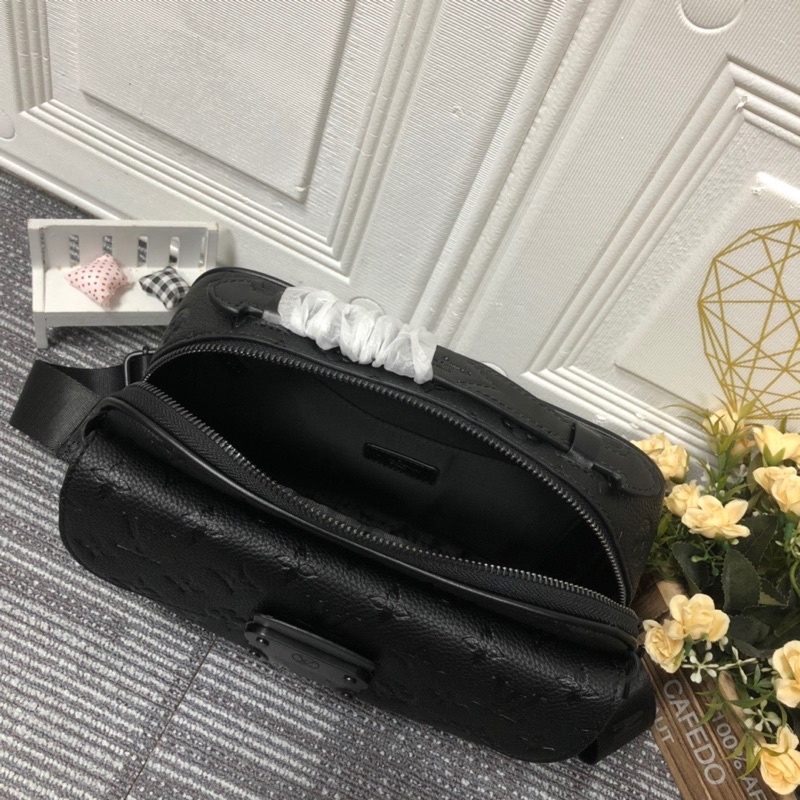 Túi đeo chéo nam Louis Vuitton LV da thật cao cấp thiết kế trẻ trung và năng động