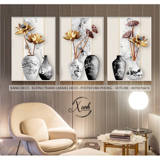 Bộ 3 tranh canvas bình hoa sen đen trắng hiện đại tặng đinh 3 chân