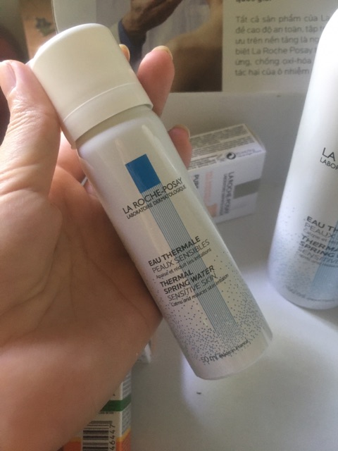 Xịt khoáng La roche posay làm dịu da nhạy cảm phục hồi da | BigBuy360 - bigbuy360.vn