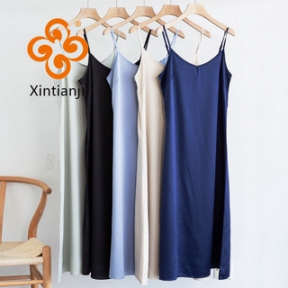 Váy nữ chất lượng cao Váy dài satin spaghetti mùa hè rất mềm mịn M30262