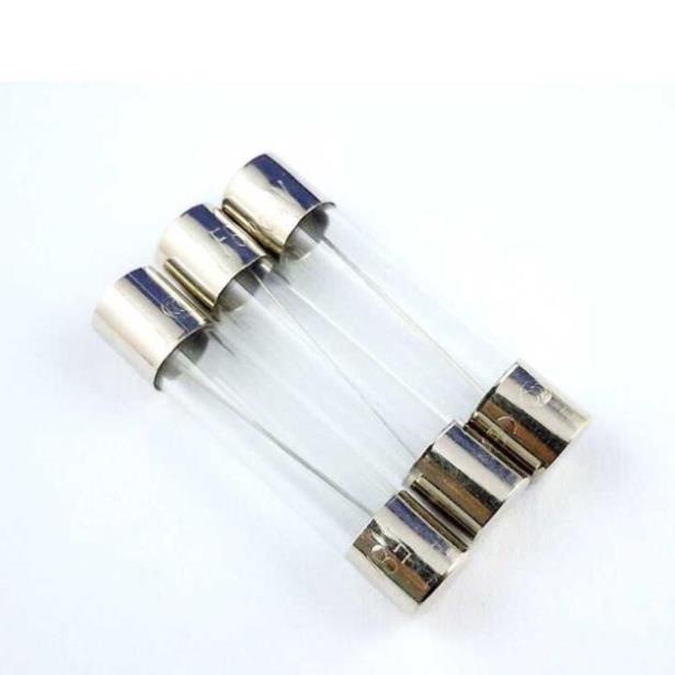 Cầu chì ống 30x6 và 20x5mm dòng 20A 250V lắp cho ô tô xe máy thiết bị điện trong tẩu và điện dân dụng lò vi sóng