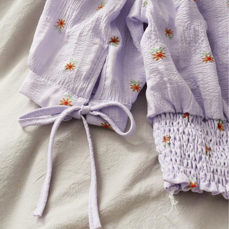 Áo croptop IELGY thắt nơ kiểu Pháp cổ thuyền in hoạ tiết hoa cúc cho nữ