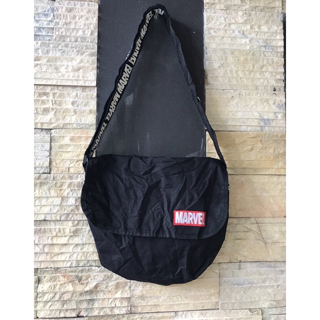 Túi Đeo Chéo Mar.vel 2hand