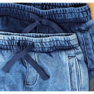 Quần short jean da cá bé trai