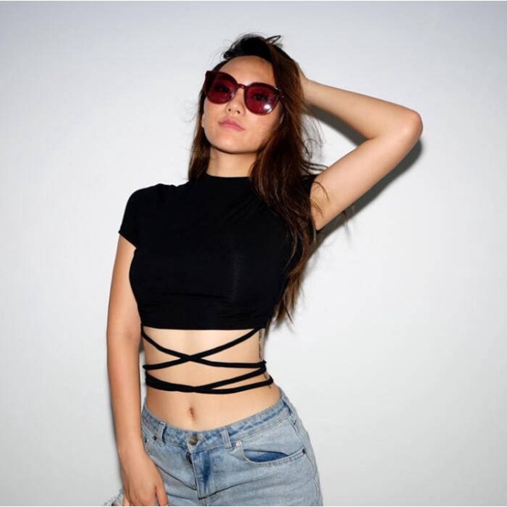Áo croptop nữ cổ tròn phong cách quyến rũ